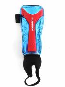 Щитки футбольные Larsen