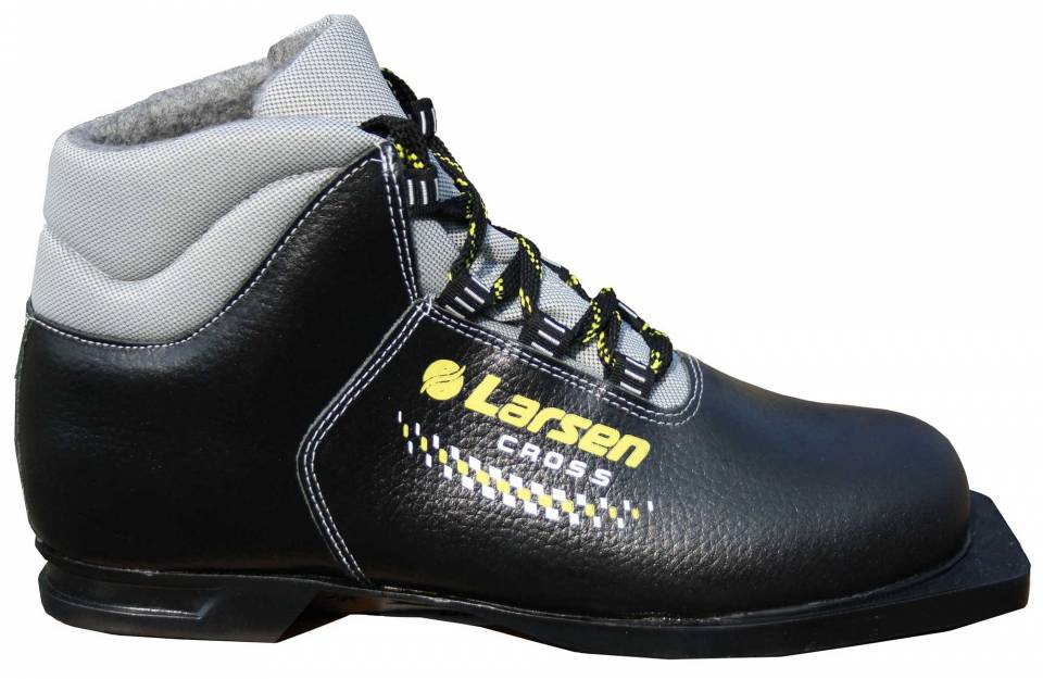 Ботинки лыжные Larsen Cross NN75